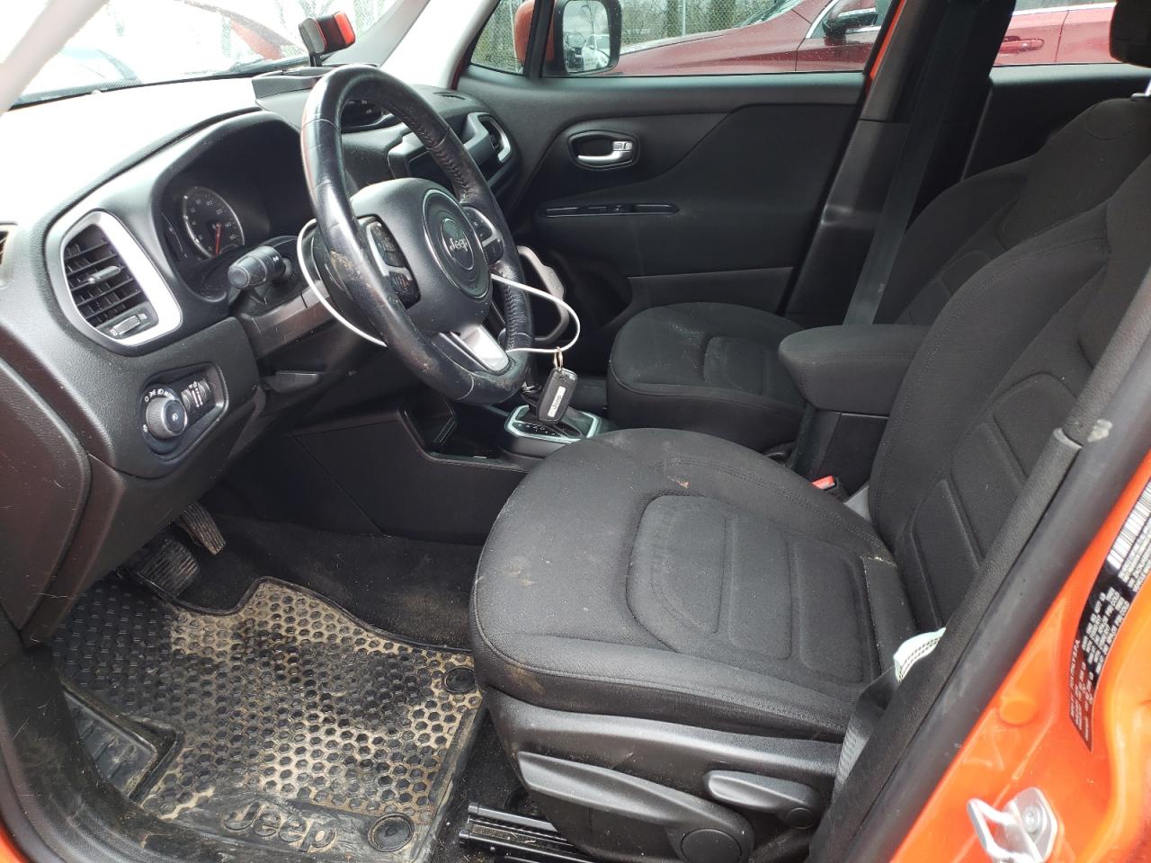 ZACNJABB5KPK10093 2019 Jeep Renegade Latitude