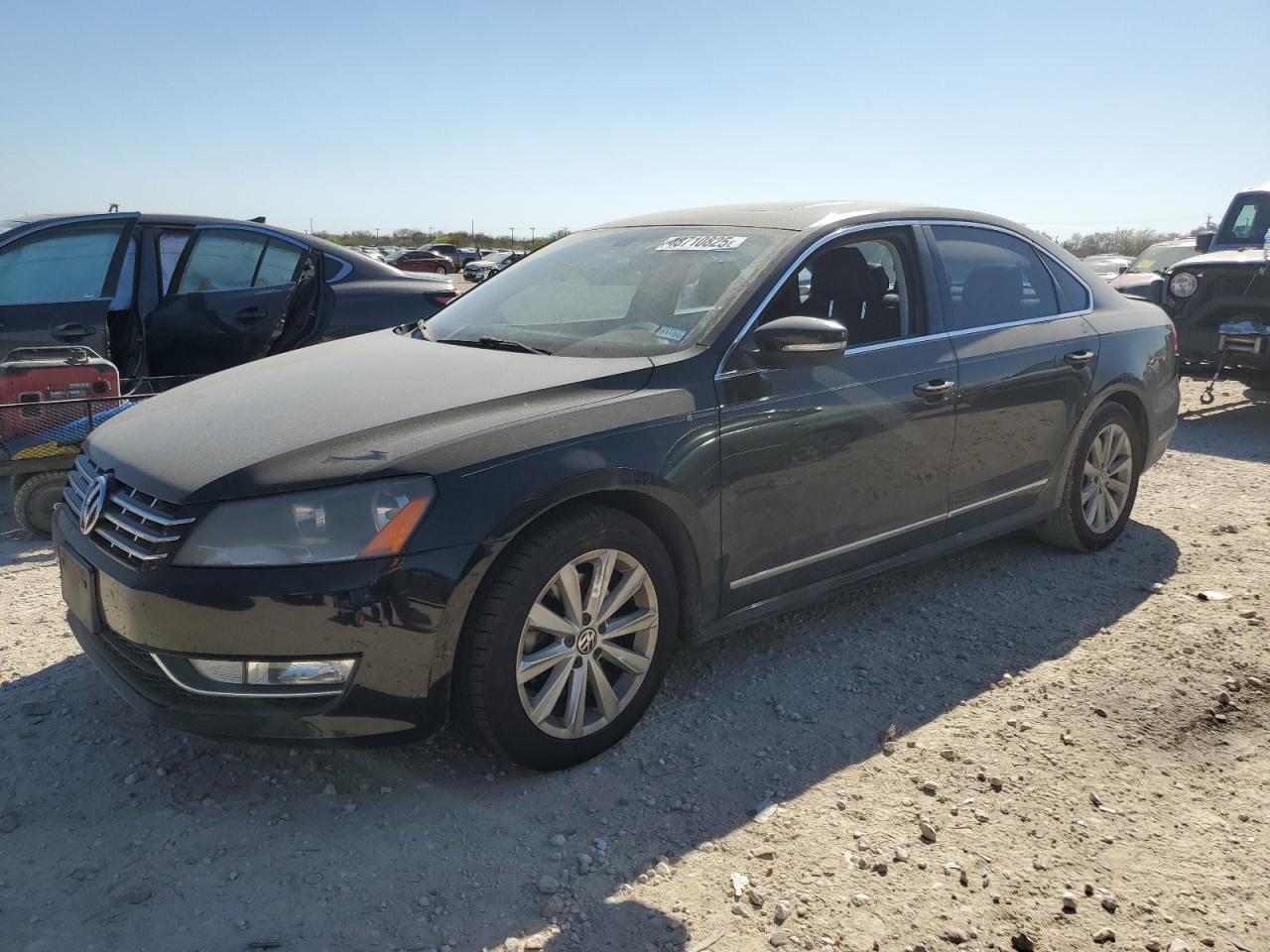 2013 Volkswagen Passat Sel VIN: 1VWCH7A30DC002386 Lot: 48710825