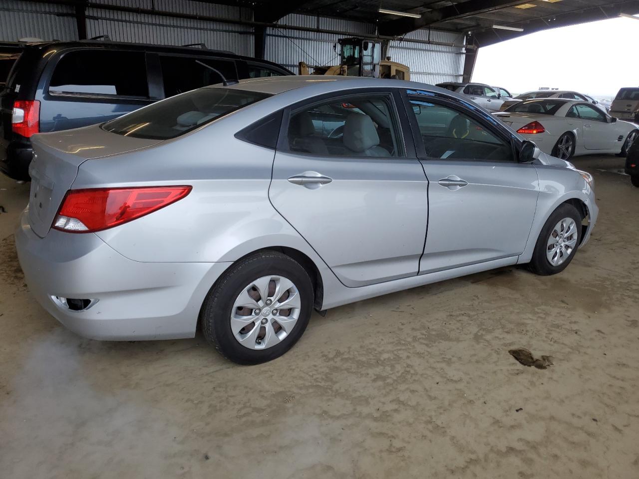 2015 Hyundai Accent Gls VIN: KMHCT4AE9FU929039 Lot: 49133945