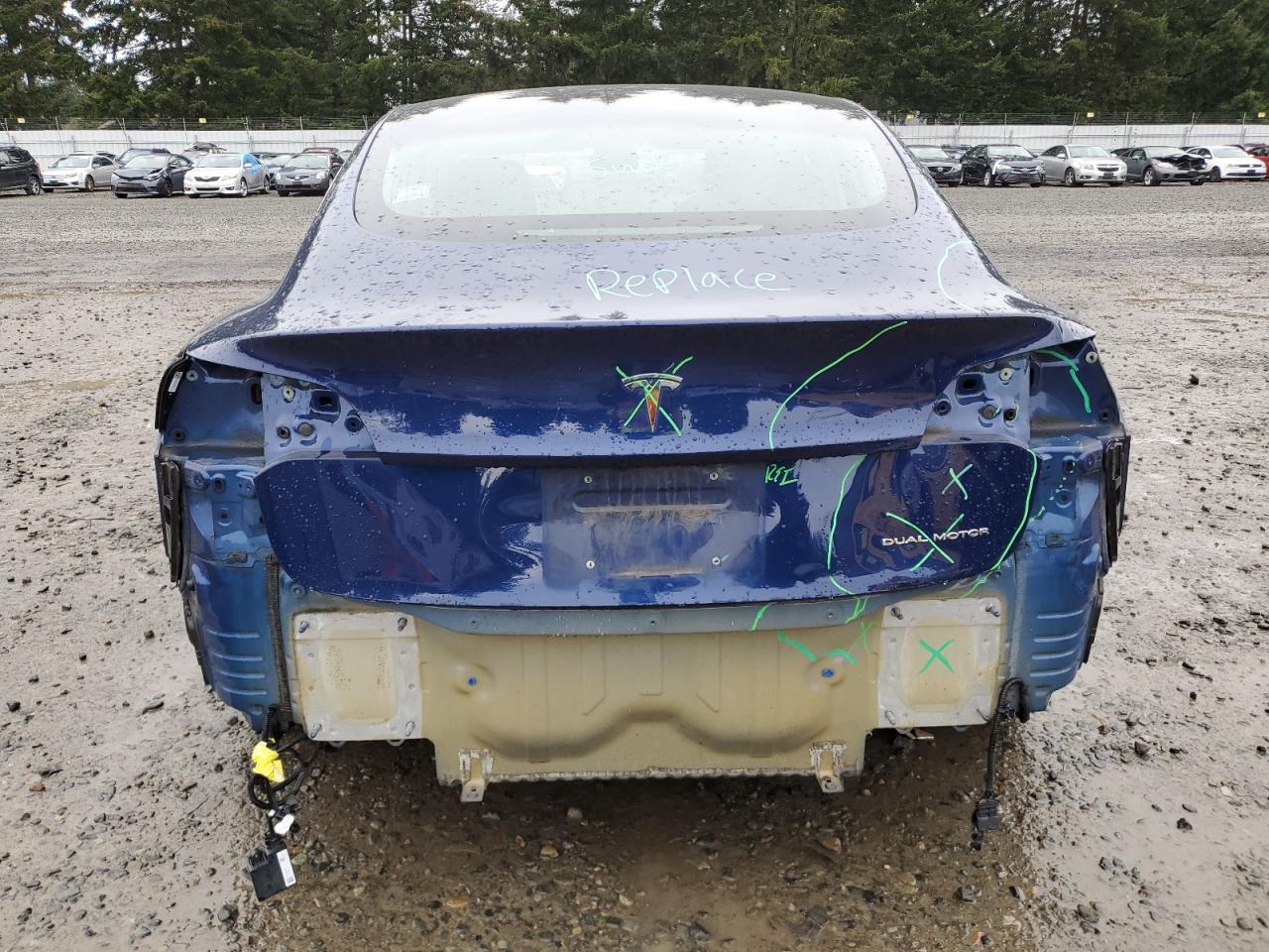 5YJ3E1EB8JF064787 2018 Tesla Model 3