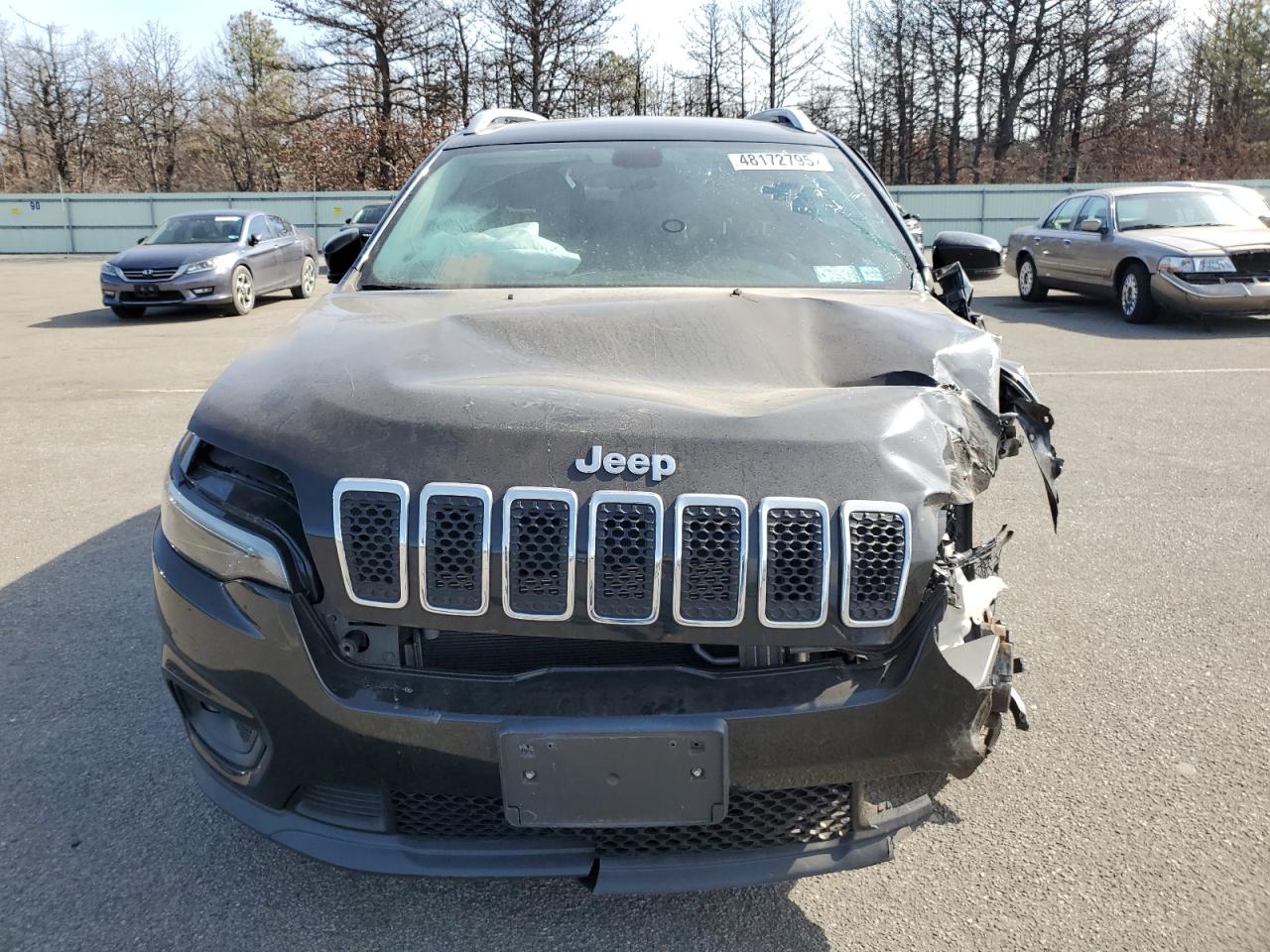 2019 Jeep Cherokee Latitude Plus VIN: 1C4PJMLB6KD492383 Lot: 48172795