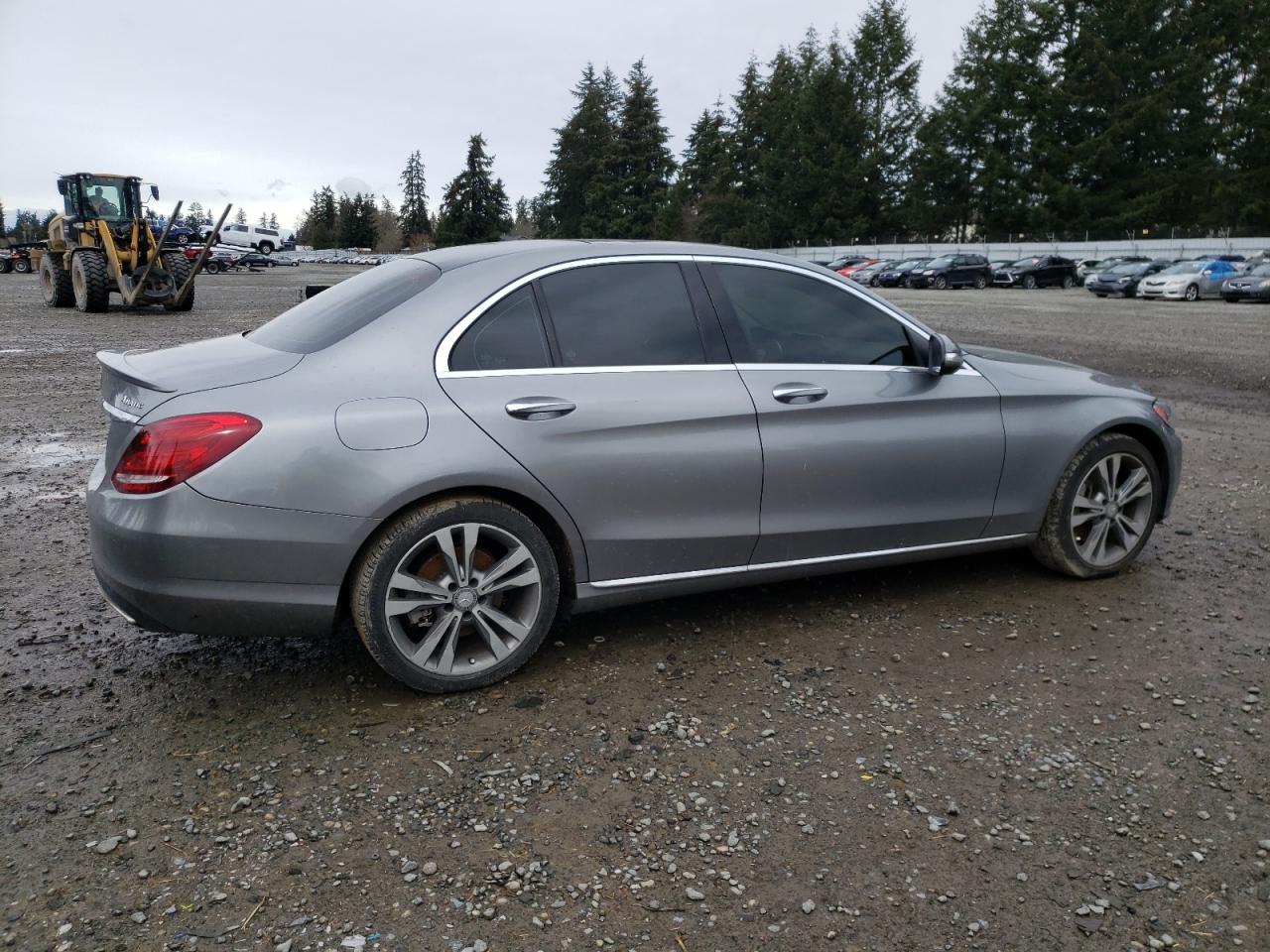 2015 Mercedes-Benz C 300 4Matic VIN: 55SWF4KB8FU052693 Lot: 48586805