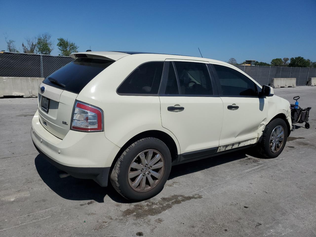 2FMDK38C28BA13012 2008 Ford Edge Sel