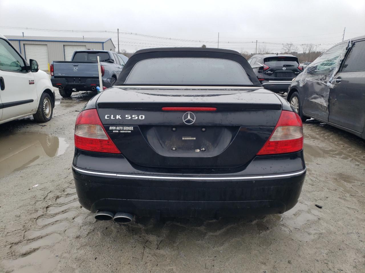 2009 Mercedes-Benz Clk 550 VIN: WDBTK72F09T105696 Lot: 47591245