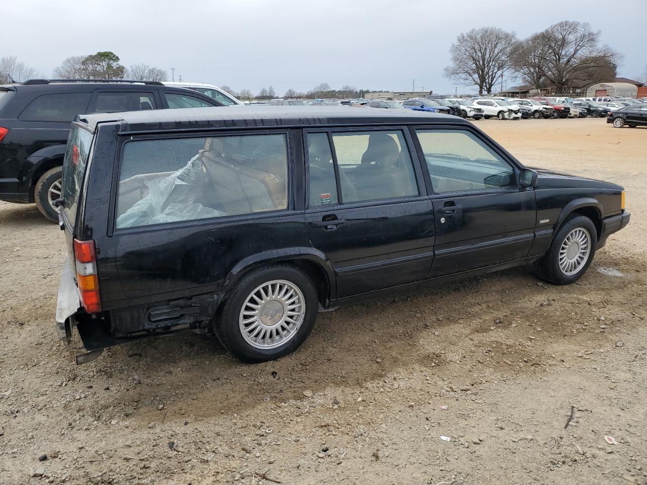 1993 Volvo 940 VIN: YV1JW8835P1083987 Lot: 47639355