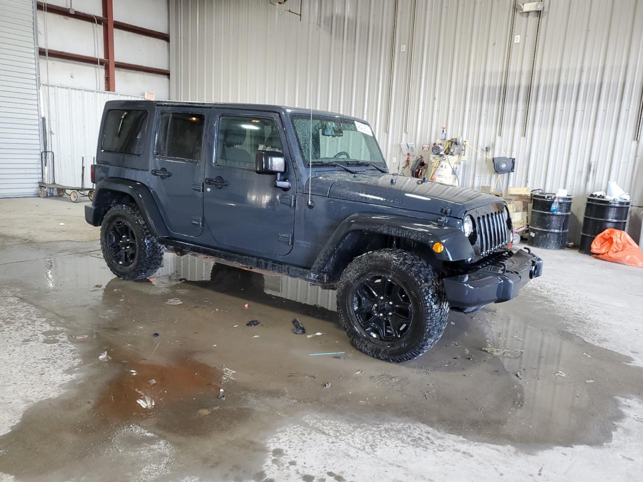 1C4BJWDG7GL258105 2016 Jeep Wrangler Unlimited Sport