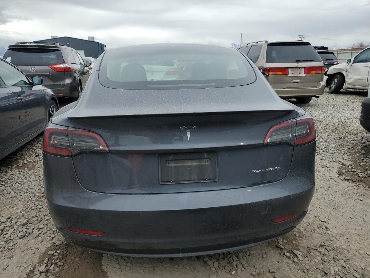 5YJ3E1EC9PF673517 2023 Tesla Model 3