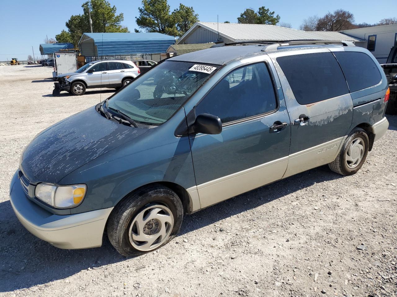 2000 Toyota Sienna Le VIN: 4T3ZF13C2YU267293 Lot: 48395445