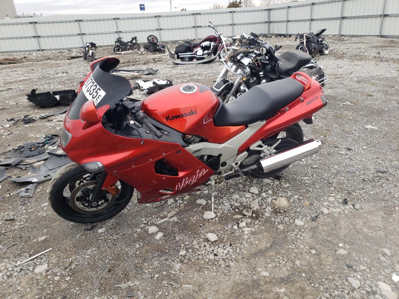 1996 Kawasaki Zx1100 D VIN: JKAZXBD18TB508656 Lot: 48197335