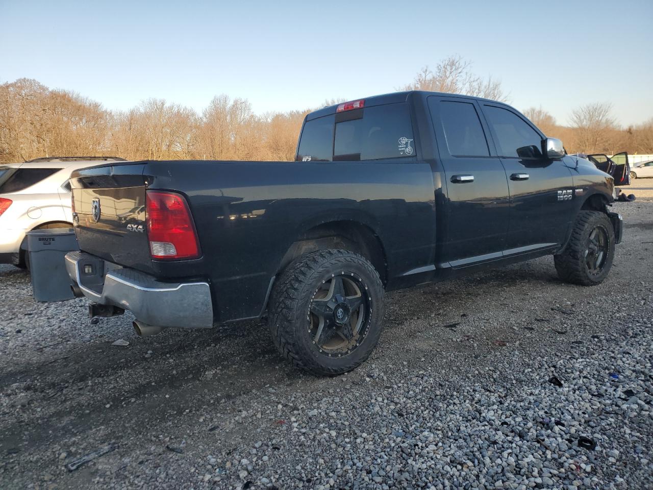 1C6RR7GT7DS694953 2013 Ram 1500 Slt