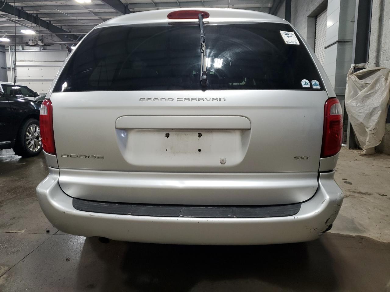 2005 Dodge Grand Caravan Sxt VIN: 2D4GP44L55R336104 Lot: 48627085