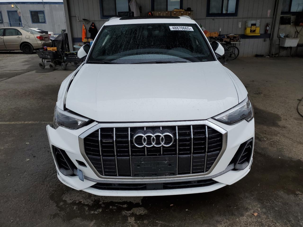 WA1DECF34N1085491 2022 Audi Q3 Premium S Line 45