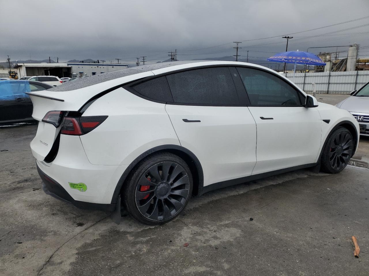 2023 Tesla Model Y VIN: 7SAYGDEF9PF759618 Lot: 48767975