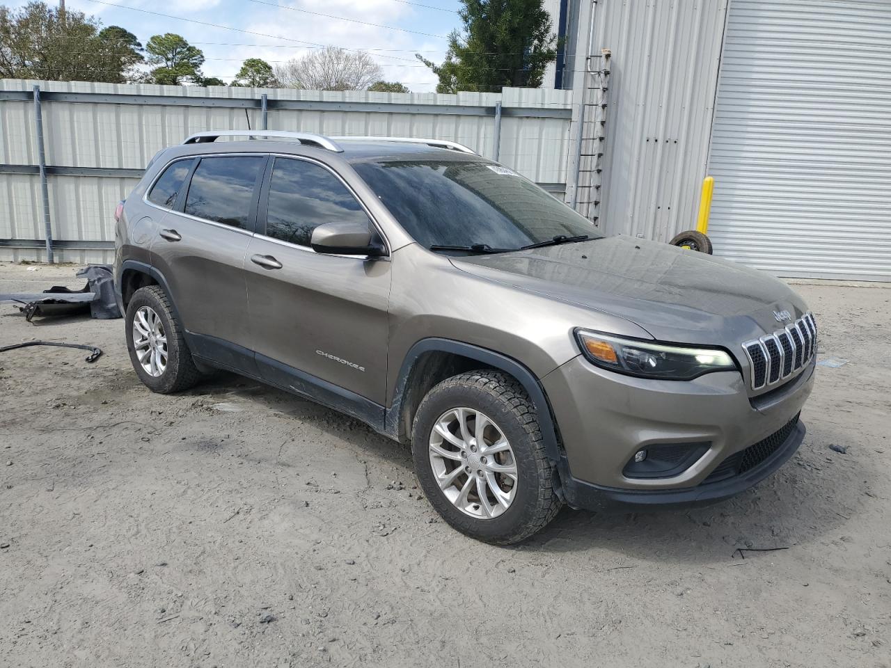 2019 Jeep Cherokee Latitude VIN: 1C4PJMCX5KD193754 Lot: 45904625