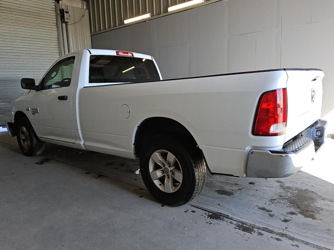 2022 Ram 1500 Classic Tradesman VIN: 3C6JR6DT8NG374397 Lot: 47413765