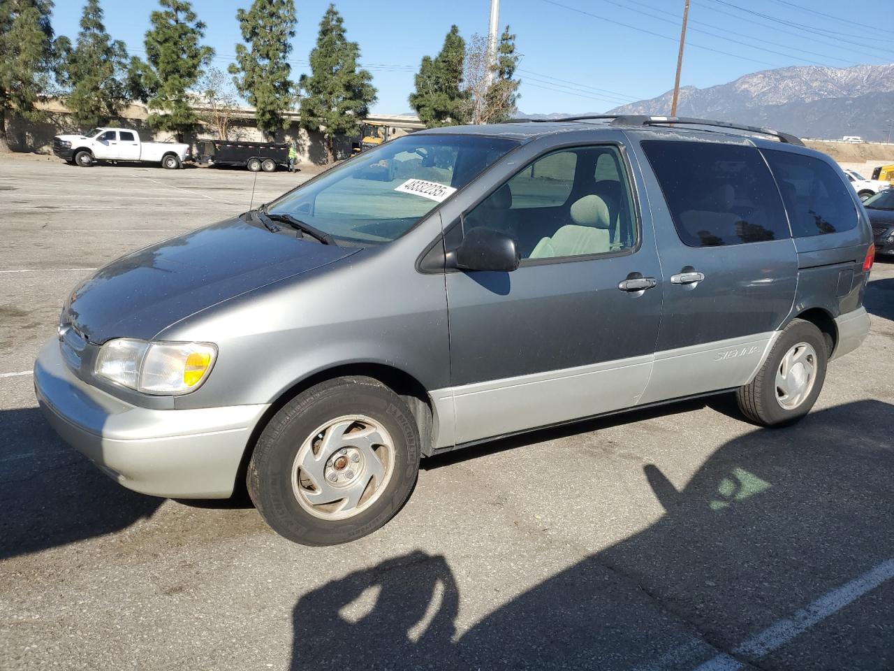 4T3ZF13C6XU162657 1999 Toyota Sienna Le