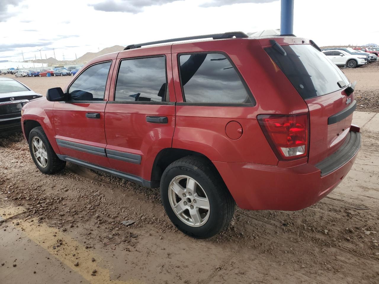 1J4GS48K25C585315 2005 Jeep Grand Cherokee Laredo