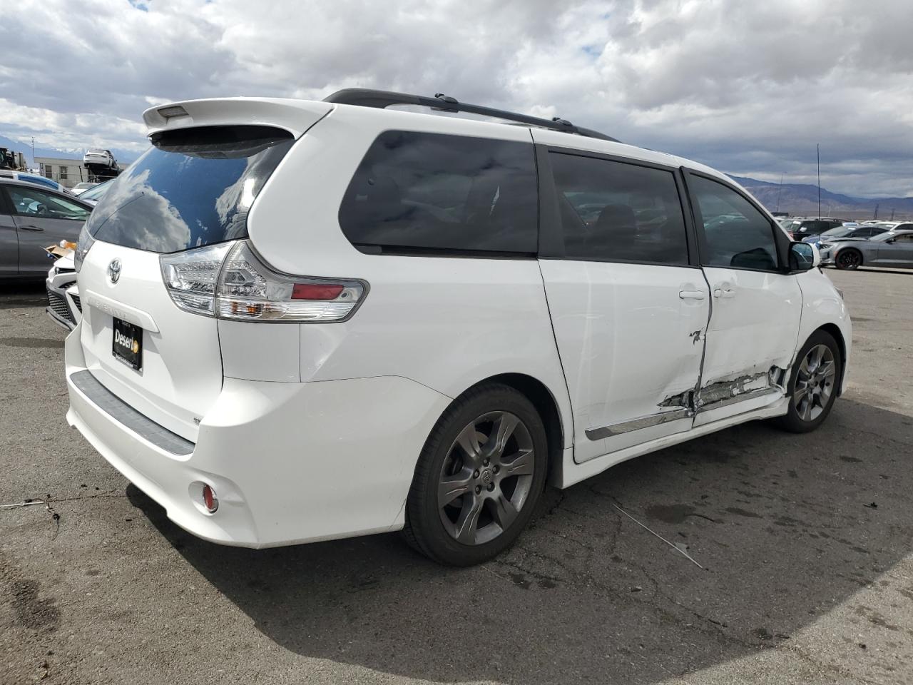 5TDXK3DC0BS162094 2011 Toyota Sienna Sport