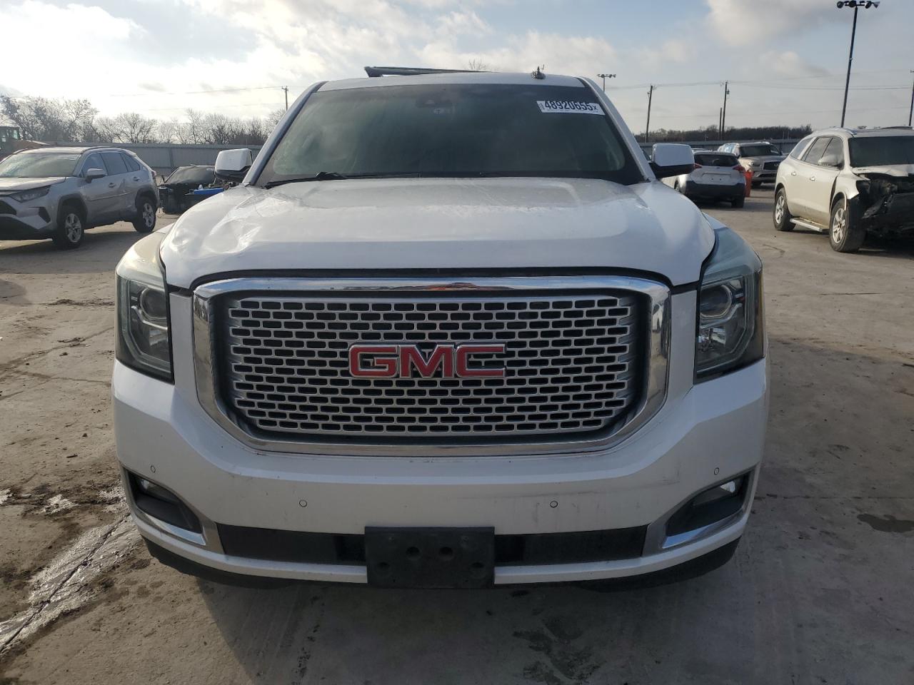 2016 GMC Yukon Xl Denali VIN: 1GKS2HKJXGR220635 Lot: 48920655