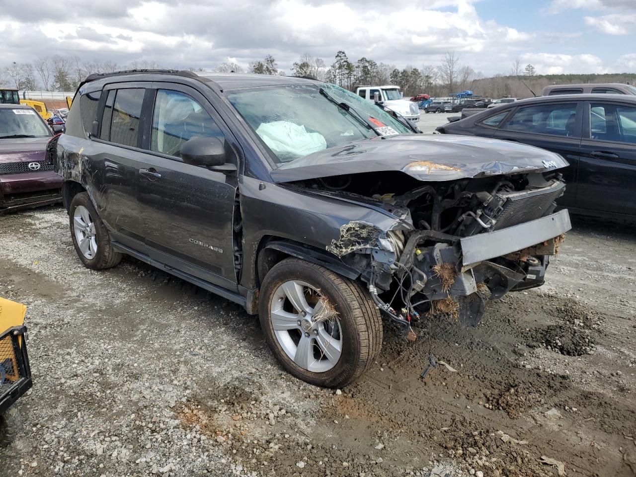 1C4NJCBA9GD753992 2016 Jeep Compass Sport