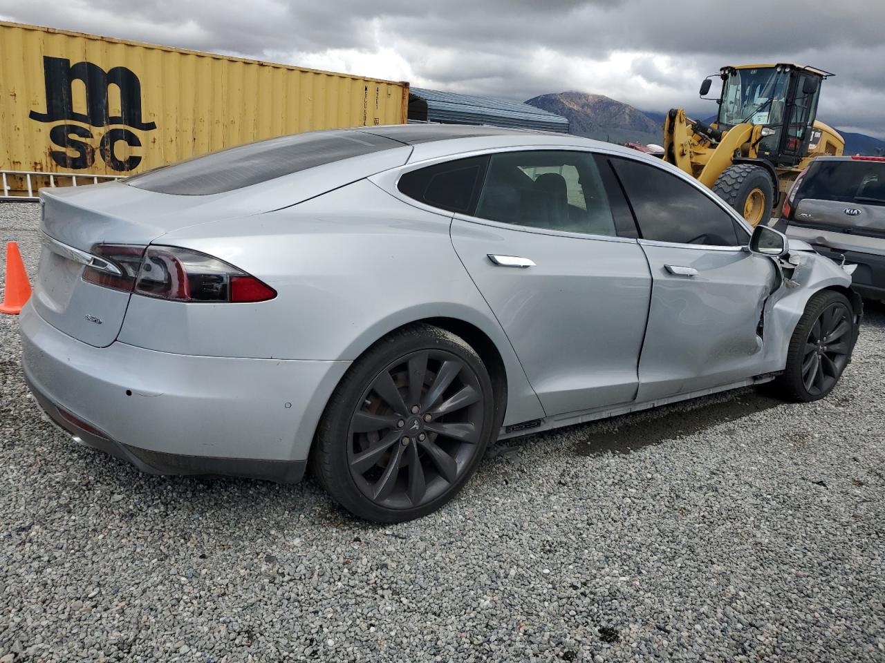 2015 Tesla Model S VIN: 5YJSA1E20FF116265 Lot: 46378815