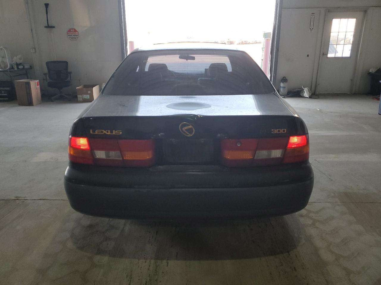 JT8BF22G3V5008101 1997 Lexus Es 300