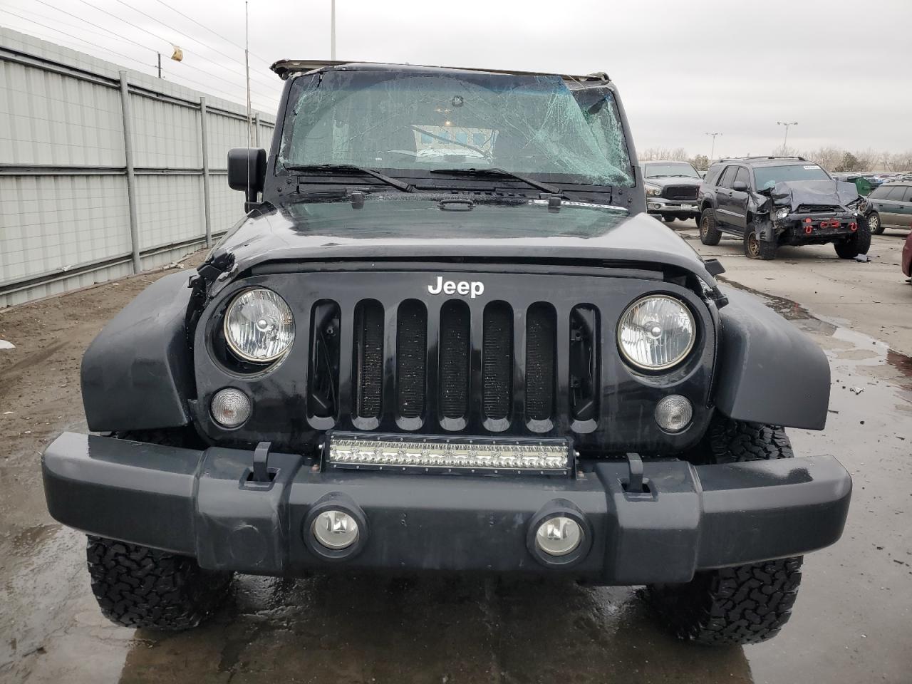 1C4BJWDG9HL653307 2017 Jeep Wrangler Unlimited Sport