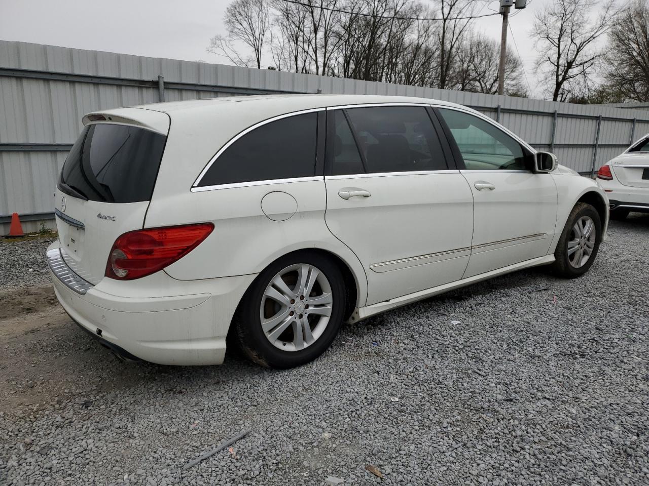 2008 Mercedes-Benz R 350 VIN: 4JGCB65E28A067876 Lot: 48369845