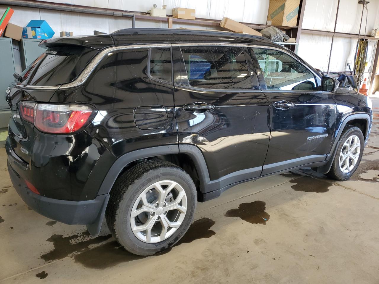 2024 Jeep Compass Latitude VIN: 3C4NJDBNXRT148045 Lot: 48223145