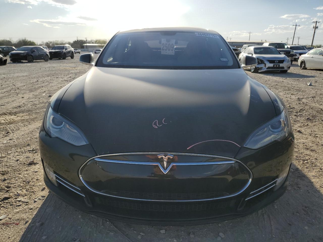 2013 Tesla Model S VIN: 5YJSA1CG2DFP05023 Lot: 48404715