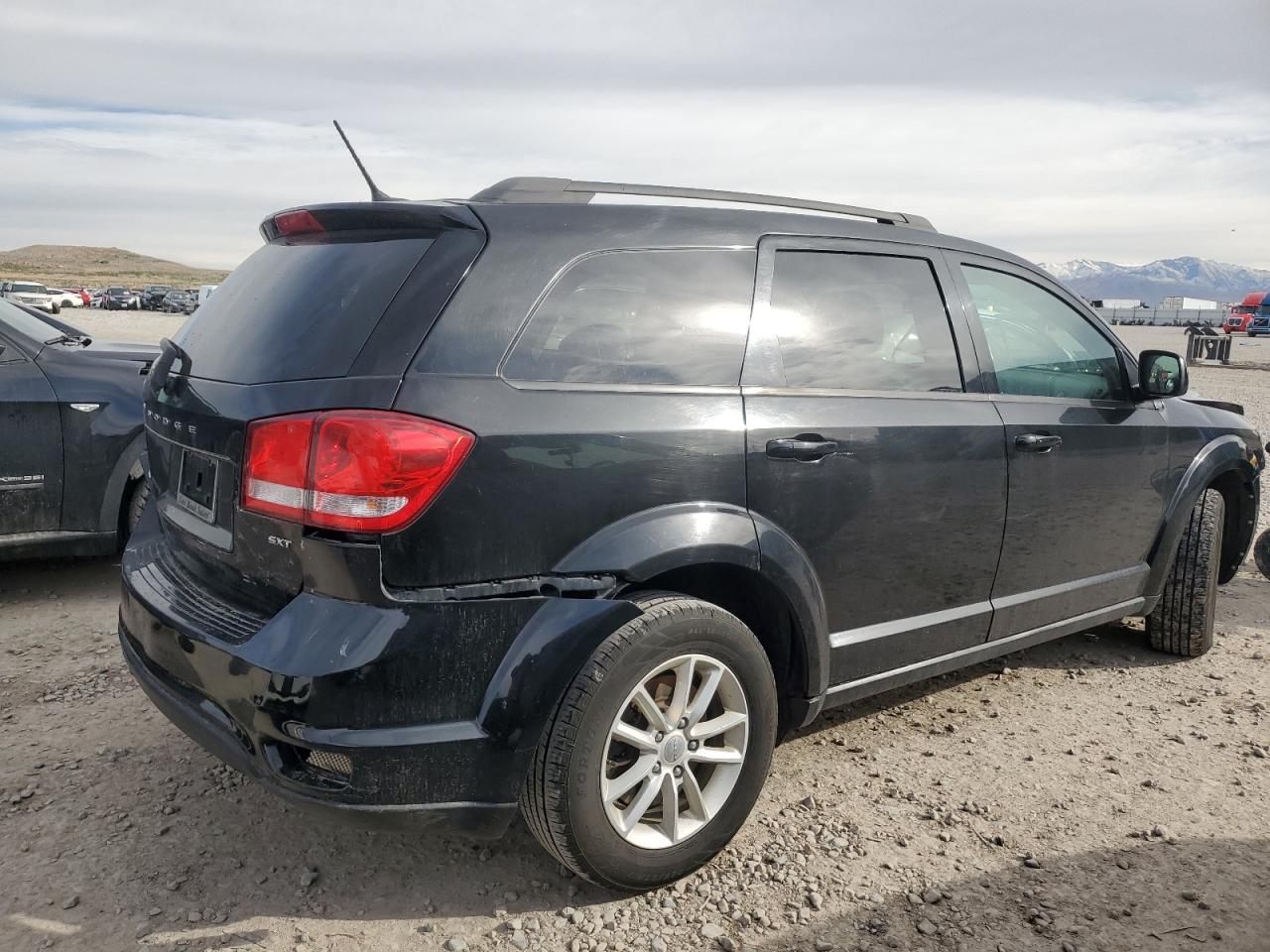 3C4PDDBG8HT520627 2017 Dodge Journey Sxt