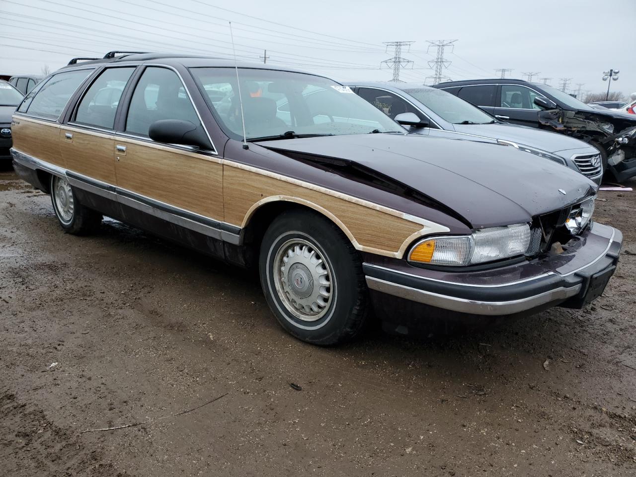 1996 Buick Roadmaster Base VIN: 1G4BR82P1TR418358 Lot: 47343475