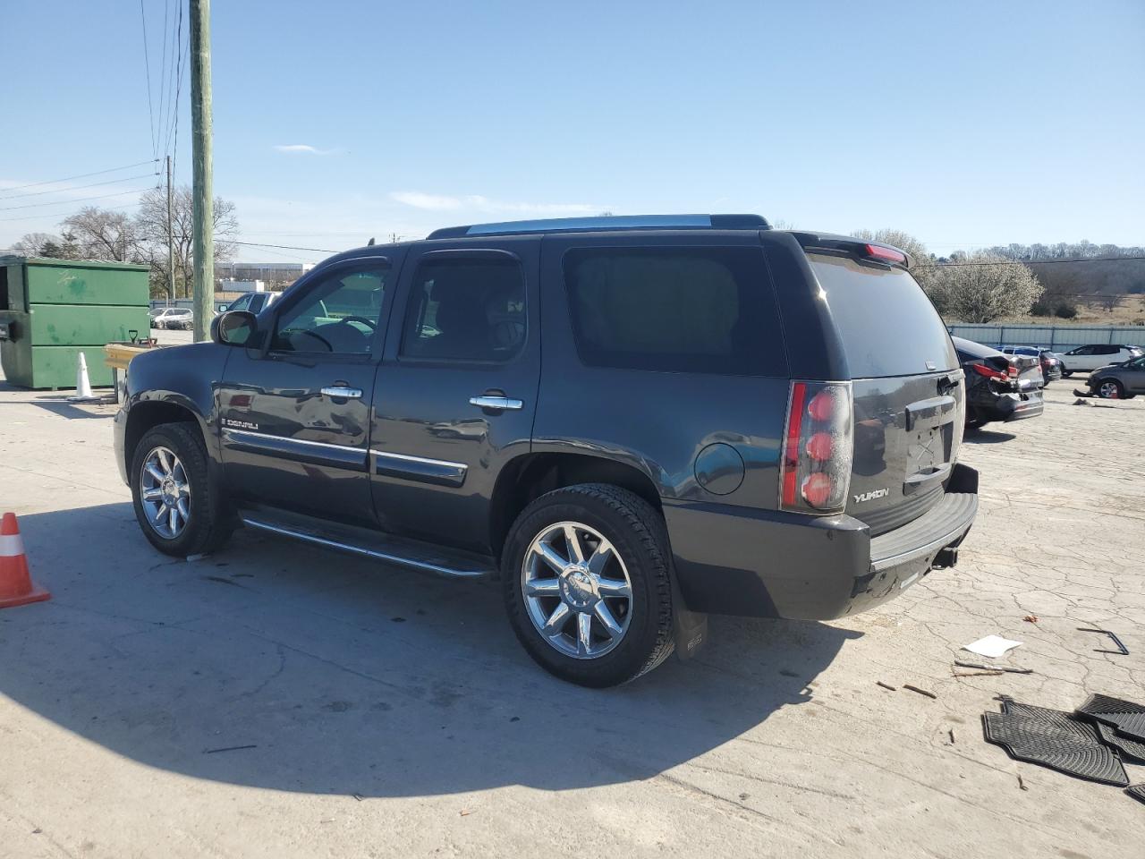 2008 GMC Yukon Denali VIN: 1GKFK63858J228000 Lot: 48730515