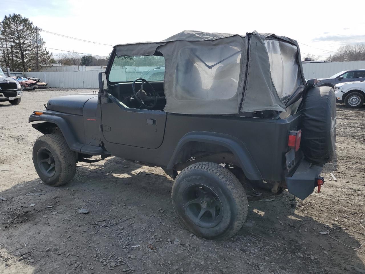 1J4FY19P1SP253471 1995 Jeep Wrangler / Yj S