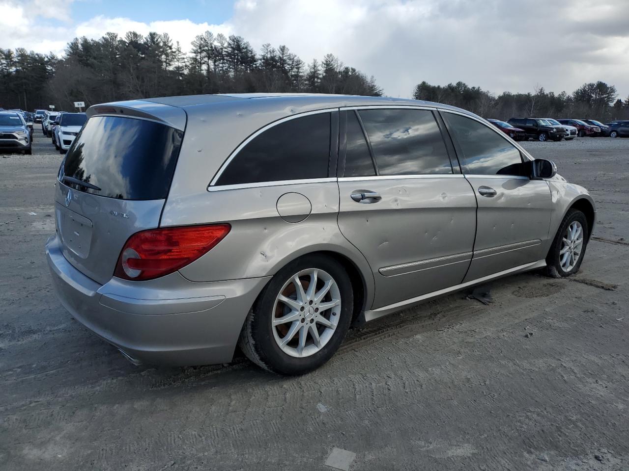 2007 Mercedes-Benz R 350 VIN: 4JGCB65E77A048318 Lot: 47766195