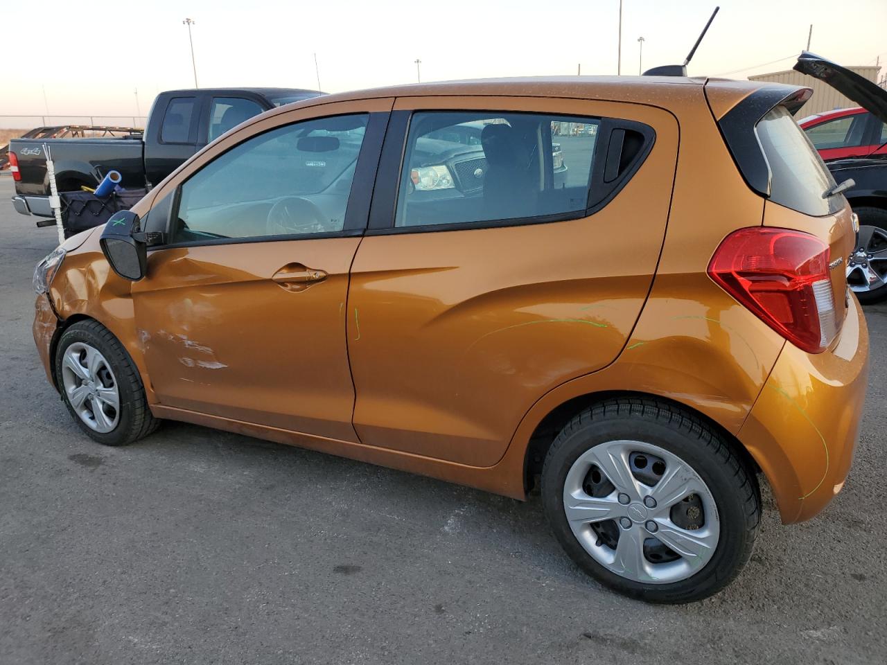 KL8CB6SA0KC738830 2019 Chevrolet Spark Ls