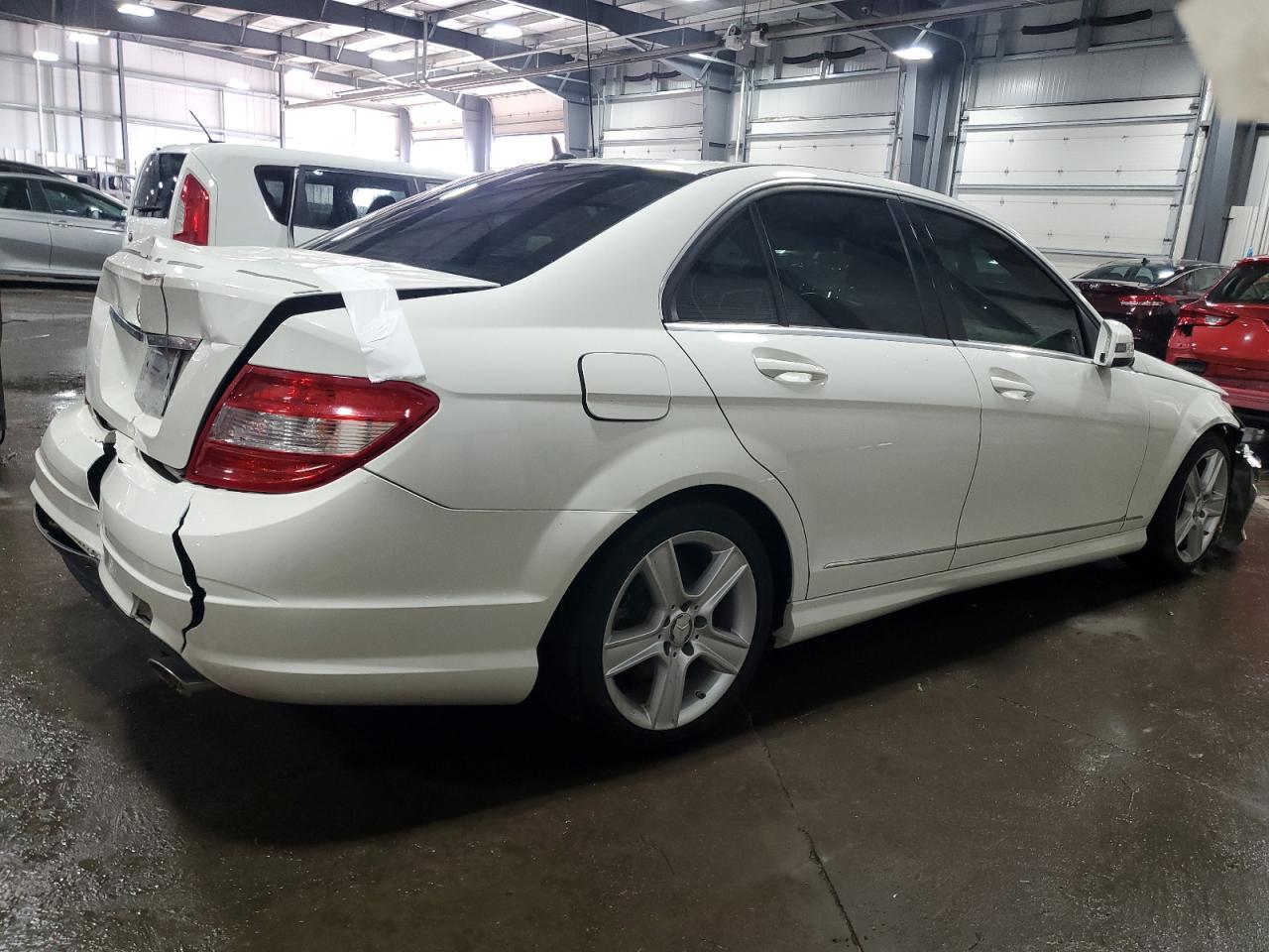 2010 Mercedes-Benz C 300 VIN: WDDGF5EB2AR117652 Lot: 48030515