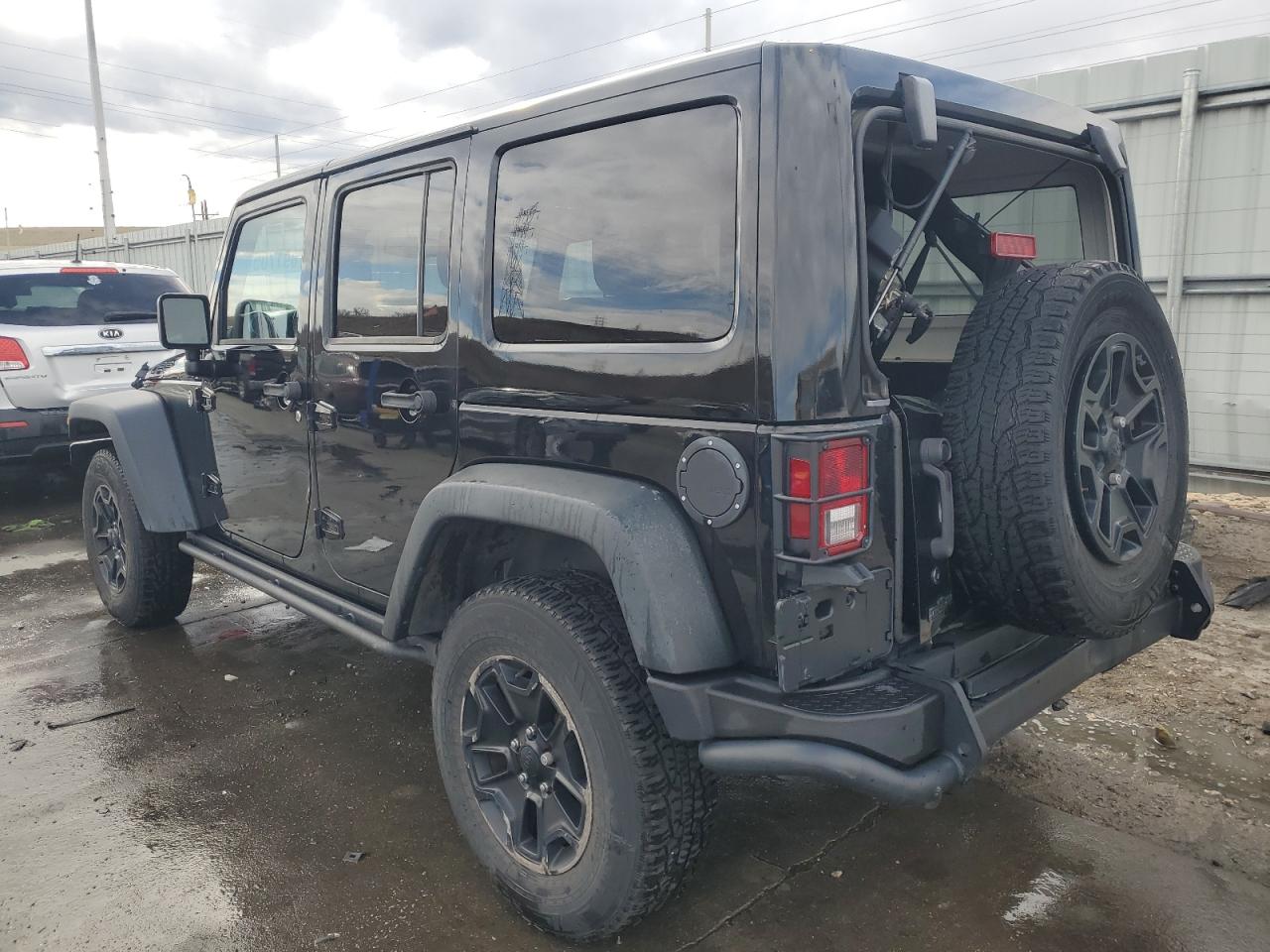 1C4BJWEG9DL565415 2013 Jeep Wrangler Unlimited Sahara