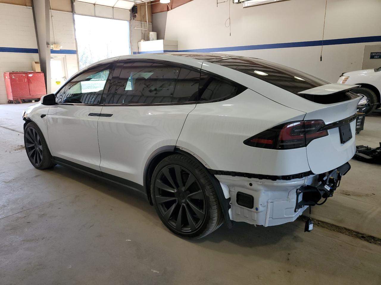 2023 Tesla Model X VIN: 7SAXCBE52PF408066 Lot: 48967295