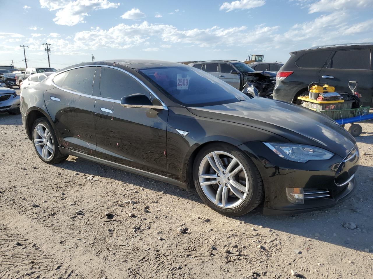 2013 Tesla Model S VIN: 5YJSA1CG2DFP05023 Lot: 48404715