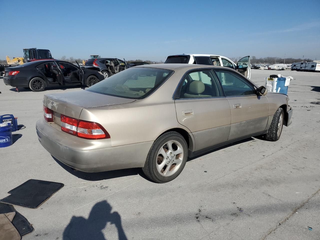 2001 Lexus Es 300 VIN: JT8BF28GX10326716 Lot: 48756055