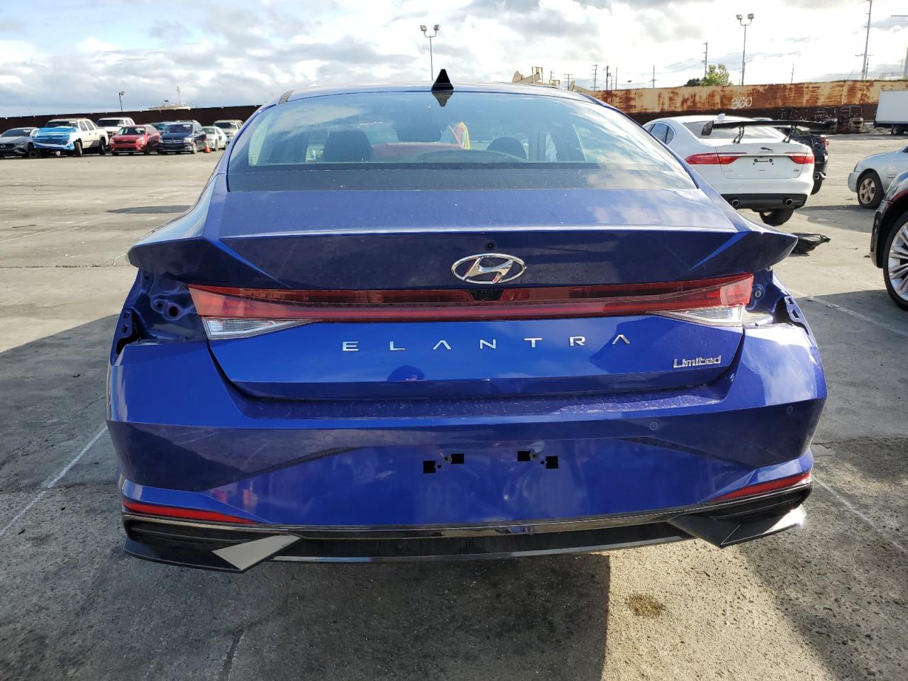 KMHLP4AG2NU366243 2022 Hyundai Elantra Limited