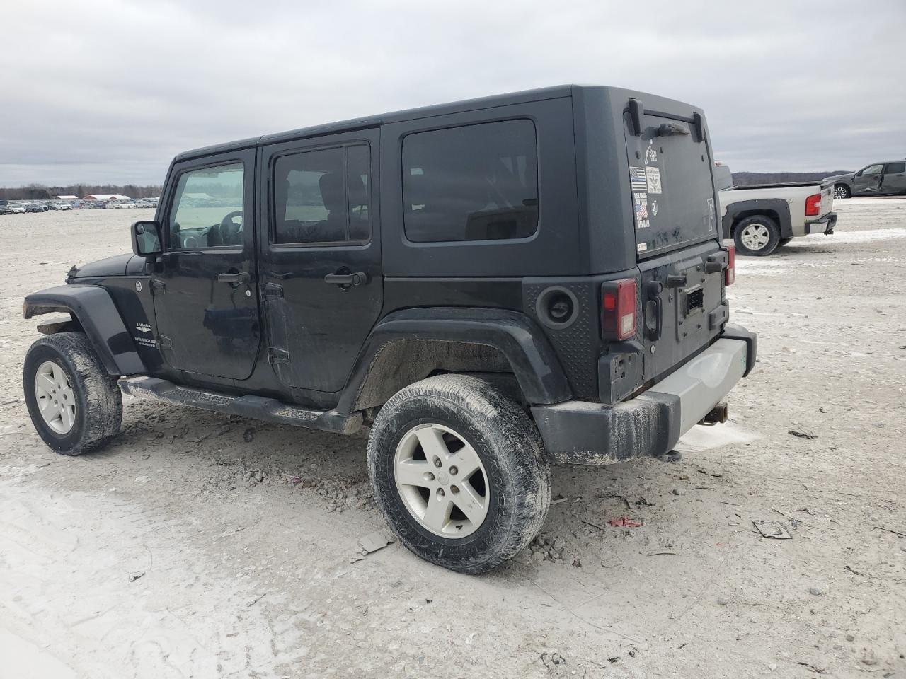 2010 Jeep Wrangler Unlimited Sahara VIN: 1J4BA5H13AL210747 Lot: 47990135