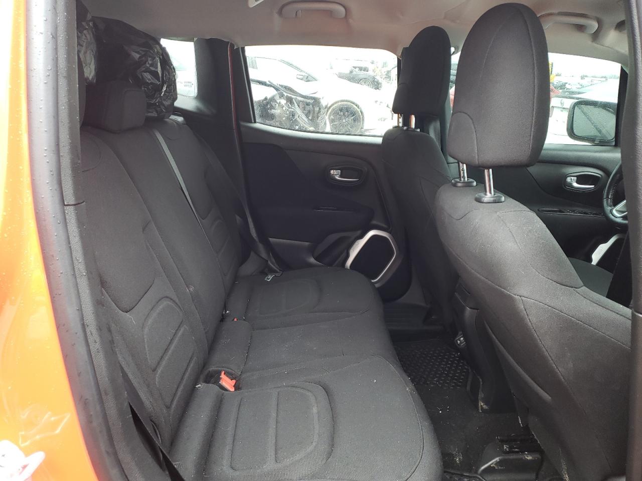 ZACNJABB5KPK10093 2019 Jeep Renegade Latitude