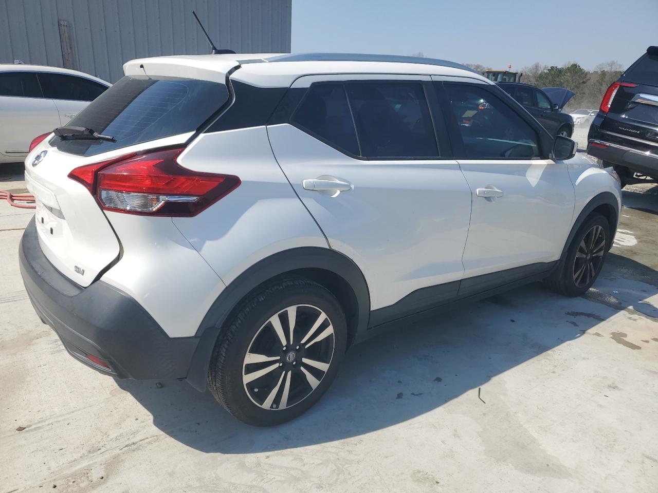 2019 Nissan Kicks S VIN: 3N1CP5CU3KL564562 Lot: 48766165