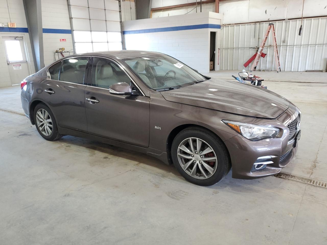 JN1EV7AR2HM833321 2017 Infiniti Q50 Premium