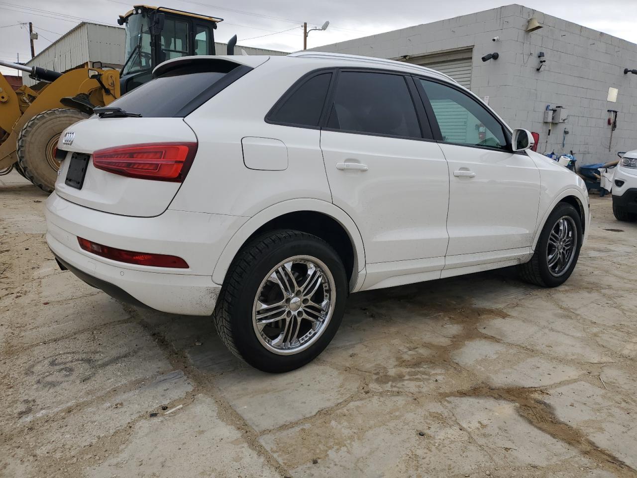 2017 Audi Q3 Premium VIN: WA1BCCFS0HR010538 Lot: 48547445