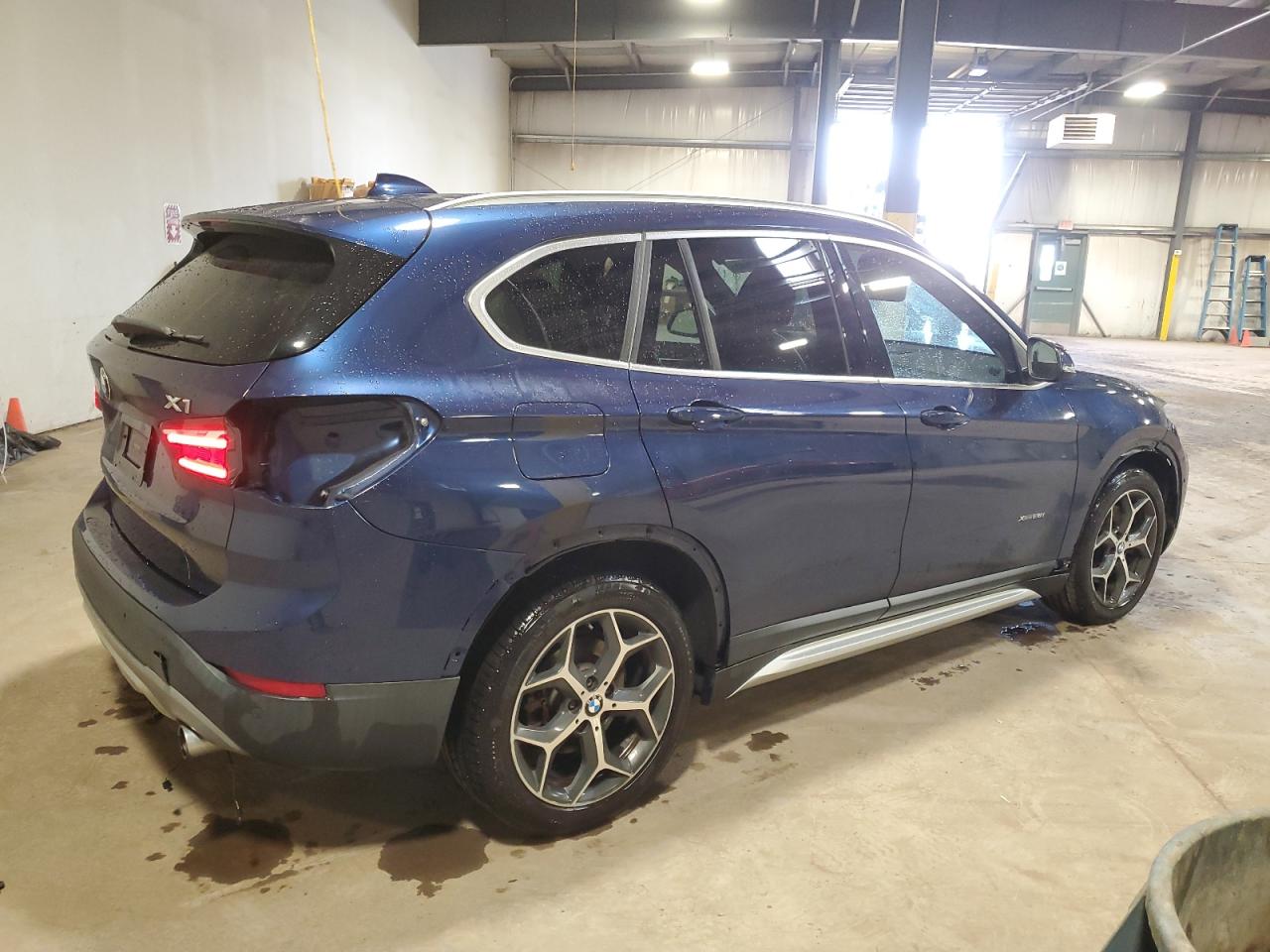 2017 BMW X1 xDrive28I VIN: WBXHT3C34H5F75594 Lot: 47952645