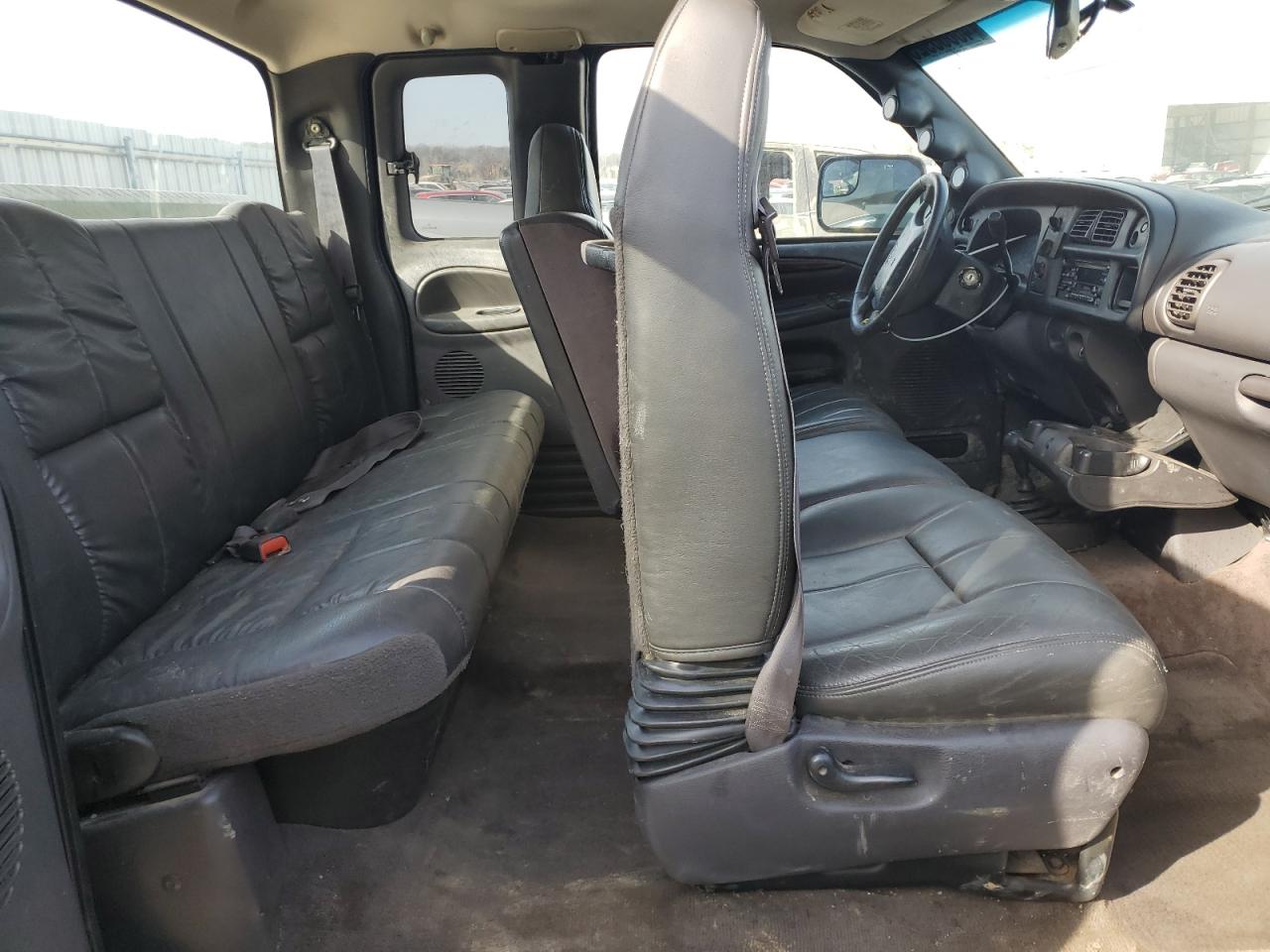 2000 Dodge Ram 2500 VIN: 3B7KF2362YG132087 Lot: 48668925