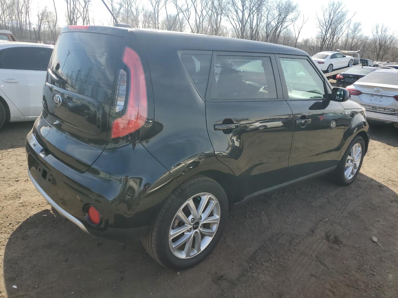 2017 Kia Soul + VIN: KNDJP3A54H7488688 Lot: 48712325